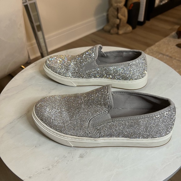 Excellent Condition Steve Madden Rhinestone Slip-On Sneakers - Picture 4 of 8